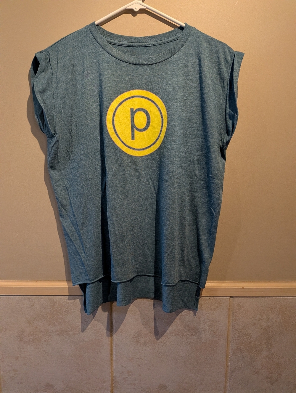 Pure Barre Circle P Sleeveless Muscle Tee, Teal, Size M
